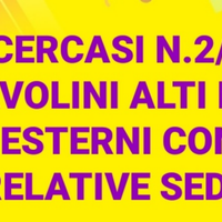 Tavolini alti per esterni con relative sedie