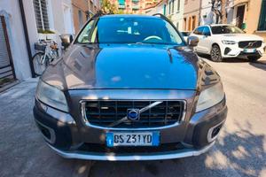 VOLVO XC70 D5 AWD SUMMUM GEARTRONNIC