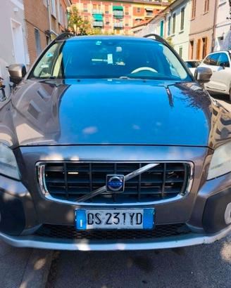 VOLVO XC70 D5 AWD SUMMUM GEARTRONNIC