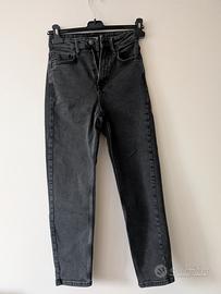 Pantaloni Jeans Neri Stradivarius 