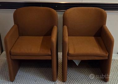 Coppia poltroncine imbottite – prezzo da sgombero