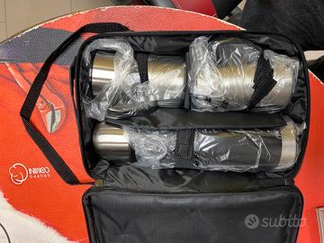 Thermos con tazze e custodia