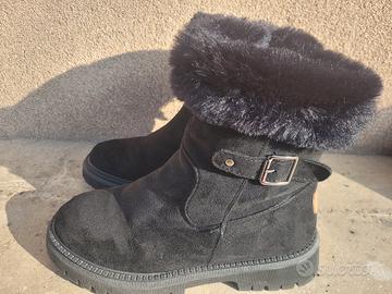 stivaletti neri con pelliccia donna 