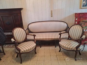 Mobili d'antiquariato