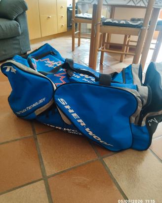 abbigliamento e borsone da hockey junior 10-12