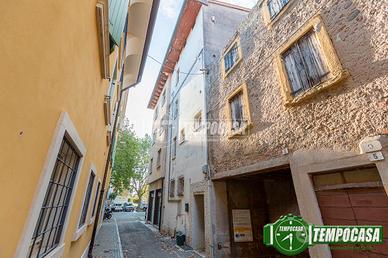 Immobile da ristrutturare nel centro di Bussolengo