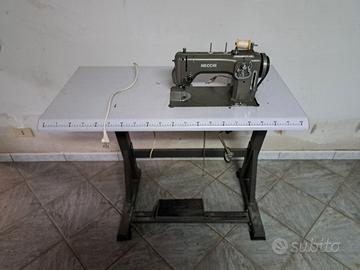 macchina da cucire necchi con tavolo