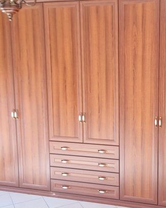 armadio 6 ante piu 4 cassetti 