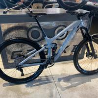 TREK SLASH 9.7