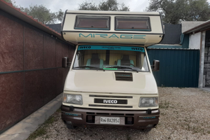 Camper Mirage gigante su Iveco 35/12