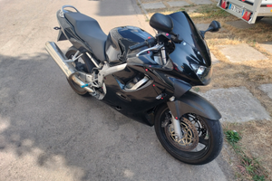 Honda CBR 600 F (F4) 2001