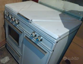 Cucina economica a gas, trasformabile a metano