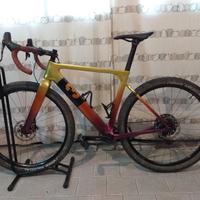 Gravel3T in carbonio mis.M