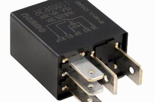 Microrelè devio 12V 30-10A Piaggio 1D001636