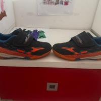 Scarpe bimbo joma usate size 29
