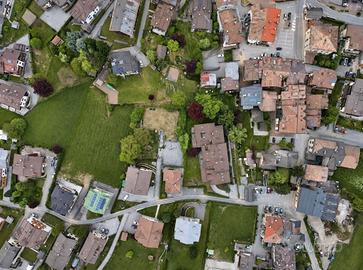 Terreno di 1704 m² a Pinzolo