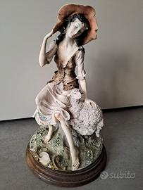 Statua Capodimonte Giuseppe Armani Donna e agnello