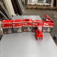 Caricabatterie Makita 