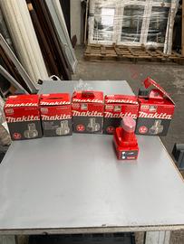 Caricabatterie Makita 