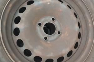 ruote cerchi Renault Clio 4 da 15"