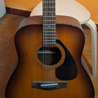 Chitarra acustica Yamaha f310