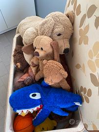 Panca con peluche