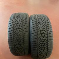255/40/19 Hankook Winter