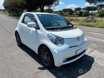 Toyota iQ 1.0 CVT Lounge AUTOMATICA SENSORI PARK E