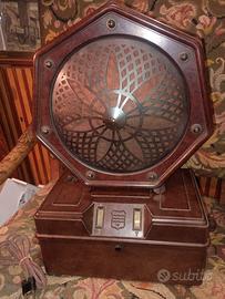 radio vintage Philips 2531 con altoparlante 1930 