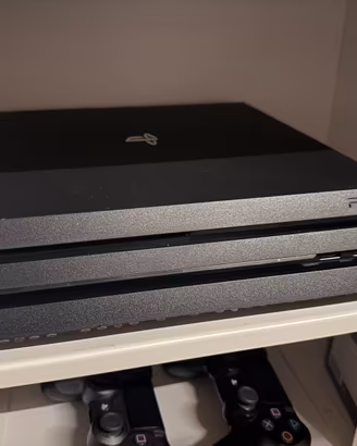 Playstation 4 pro 1 tb