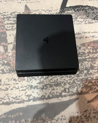 Playstation 4 slim