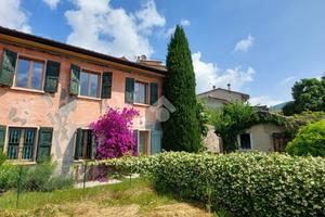 RUSTICO A CAPRINO VERONESE