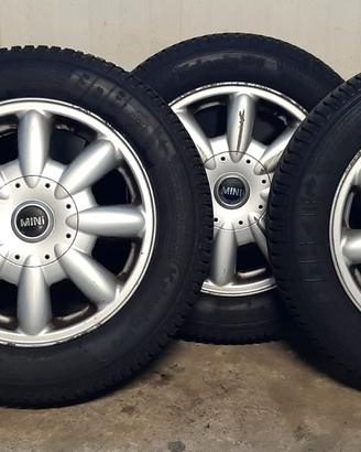 Cerchi e gomme invernali Mini one