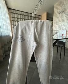 pantaloni della tuta