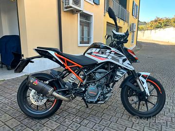 Duke 125cc 2020 Akrapovic