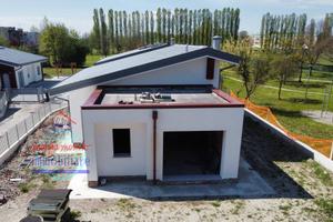 Villa di 145 m² con 5 locali e box auto a Castello