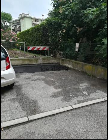 Posto auto via Taramelli 4 - Bolzano