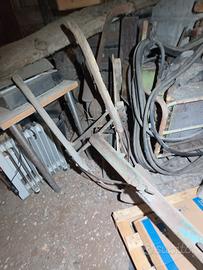 antico aratro in ferro solo ritiro a mano