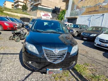 Lancia Ypsilon 1.2 69 CV 5 porte Platinum