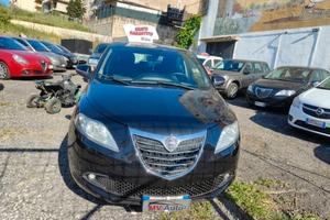 Lancia Ypsilon 1.2 69 CV 5 porte Platinum