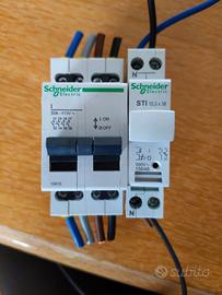 Lotto Schneider interruttore 32A + portafusibile