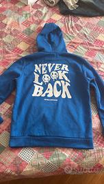 stock vestiti ragazzo taglia S