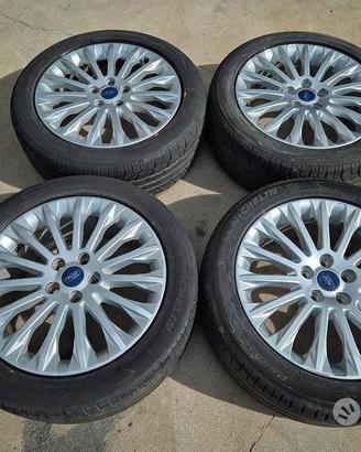 Cerchi In Lega Da 17" Per Ford Focus C - Max 2014