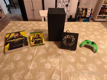 Xbox series X 1TB + ventola RGB + Gioco  e guida 