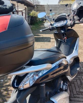 Piaggio Beverly 400i