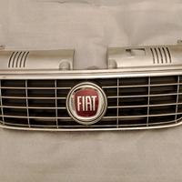 Mascherino nuovo Fiat idea restyling