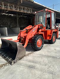 Terna pala gommata escavatore komatsu fai