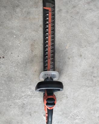 Taglia siepe black+Decker 