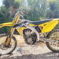 Suzuki rmz 450 cross