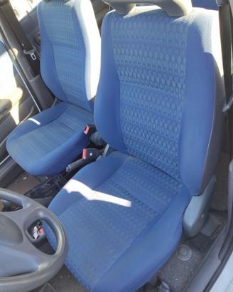 Sedile anteriore sx FIAT PUNTO 1 del 1998